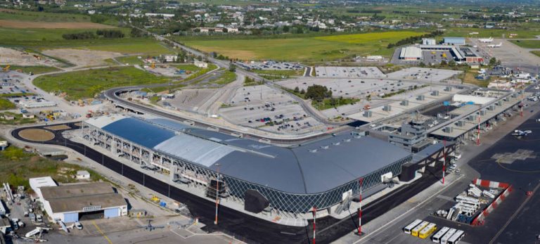 Thessaloniki Airport "Makedonia" (SKG) Thessaloniki Airport "Makedonia" (SKG)