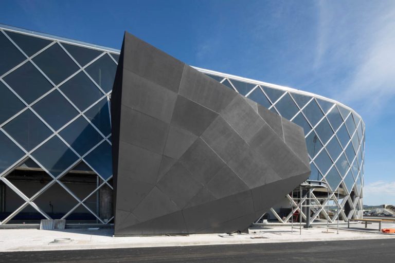 Thessaloniki Airport "Makedonia" (SKG) Thessaloniki Airport "Makedonia" (SKG)