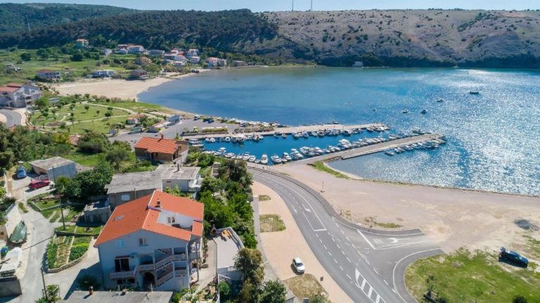 Lopar Marina (Lopar harbour)