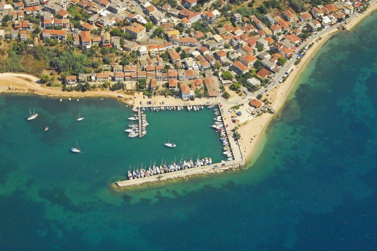 Palairos Marina 1 scaled