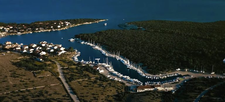 ACI Marina Simuni