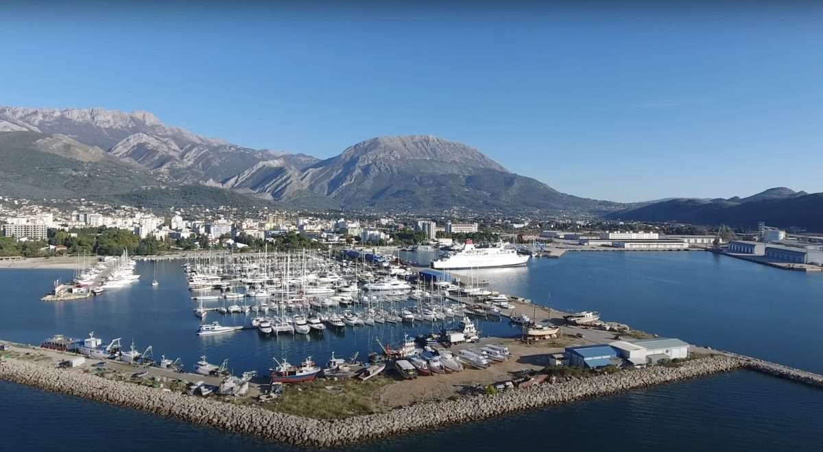 AD Marina Bar