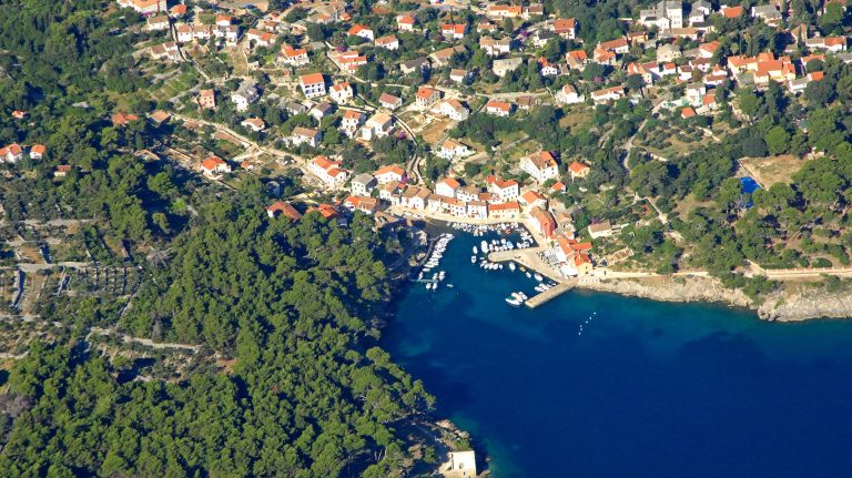 Luka Rovenska Marina