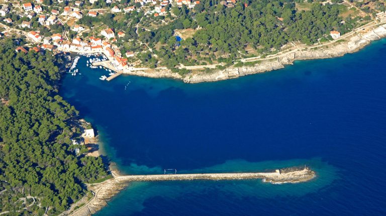 Luka Rovenska Marina