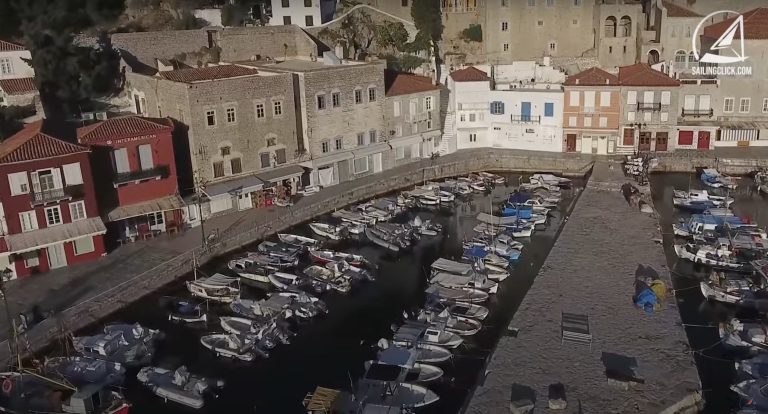 Marina Hydra (Port Hydra) (Idra) Marina Hydra (Port Hydra) (Idra)