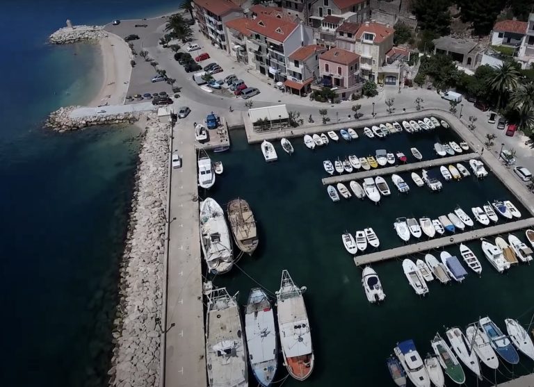 Marina Podgora Marina Podgora