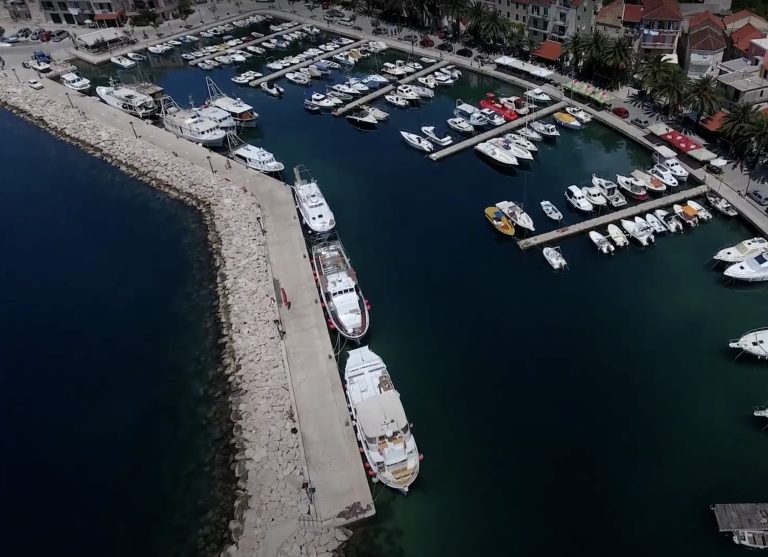 Marina Podgora Marina Podgora