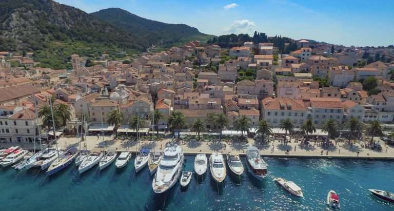Harbour of Hvar (Nauticki Centar Hvar) Harbour of Hvar (Nauticki Centar Hvar)