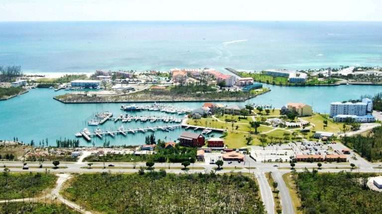 Grand Bahama Yacht Club