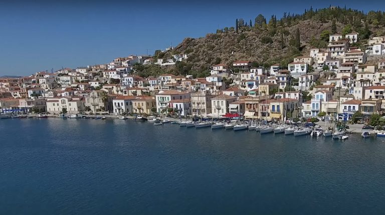 Poros Marina (Port of Poros) Poros Marina (Port of Poros)