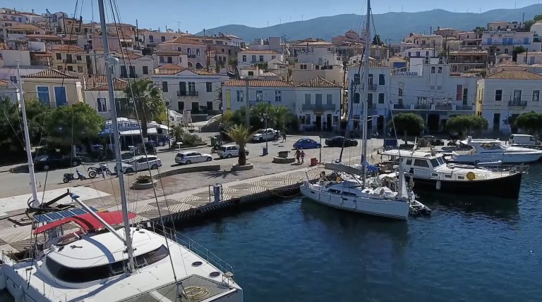 Poros Marina (Port of Poros) Poros Marina (Port of Poros)