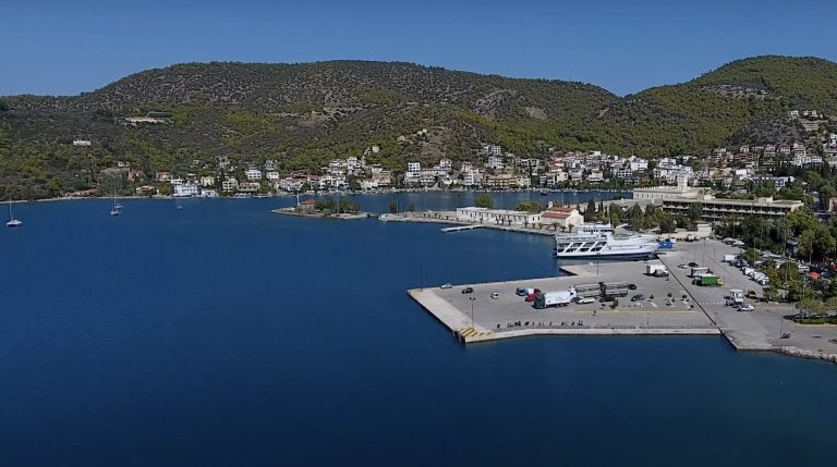 Poros Marina (Port of Poros) Poros Marina (Port of Poros)