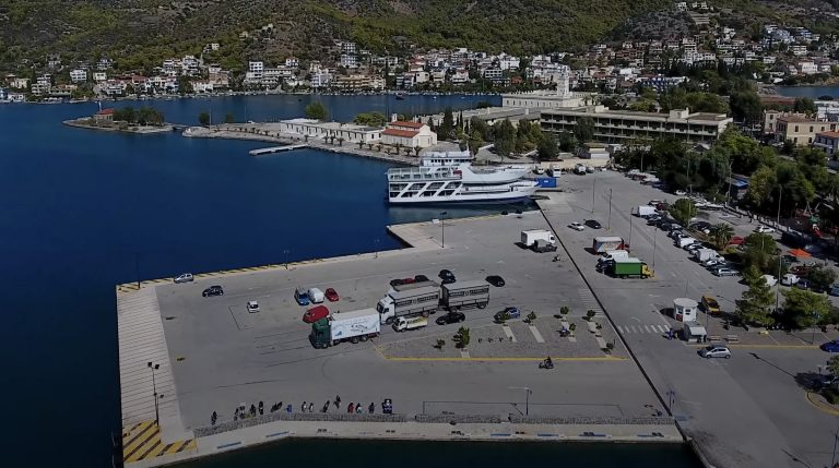 Poros Marina (Port of Poros) Poros Marina (Port of Poros)