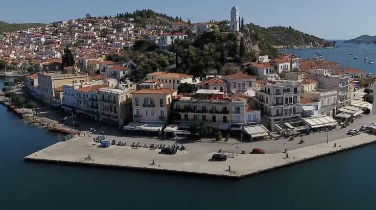 Poros Marina (Port of Poros) Poros Marina (Port of Poros)