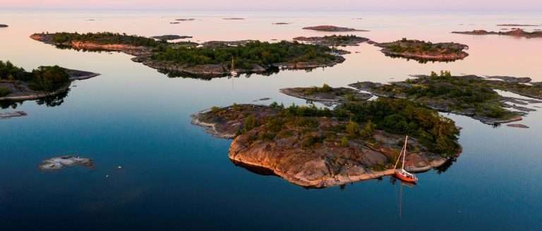 Sailing on a Charter Boat Around the Swedish Archipelago Sailing on a Charter Boat Around the Swedish Archipelago