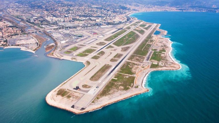 Nice Côte d'Azur Airport (NCE)