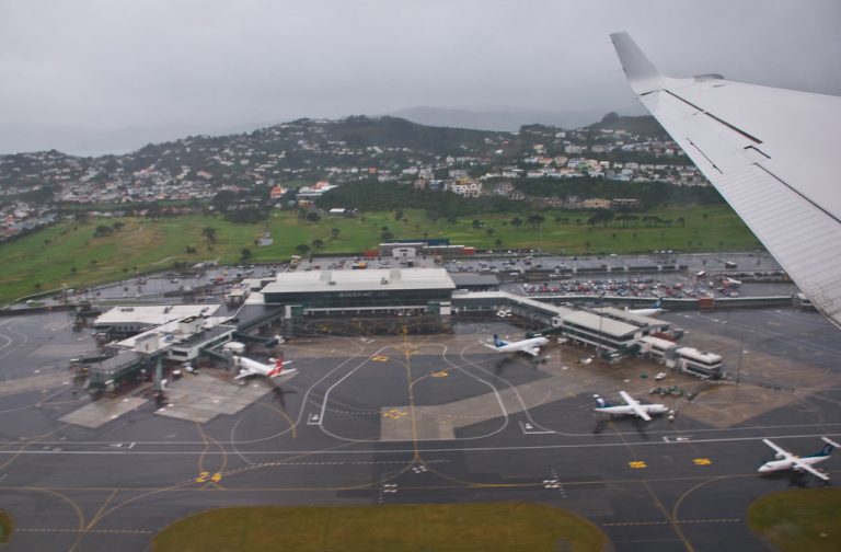 Wellington International Airport (WLG) Wellington International Airport (WLG)