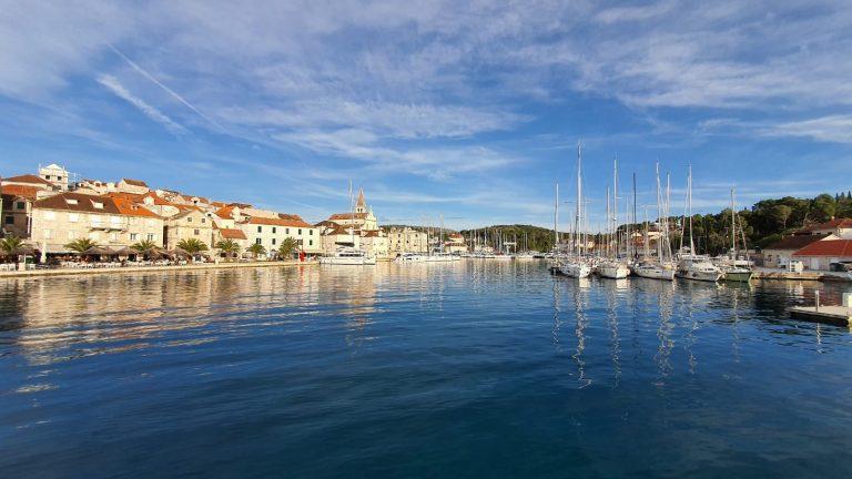 Milna Harbour (Yacht Club Milna) Milna Harbour (Yacht Club Milna)