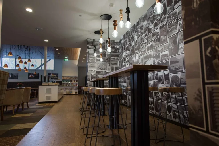 Queenstown Airport (ZQN) Queenstown Airport (ZQN)